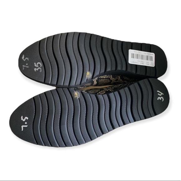 NWT Lamaze Black Flats Slip-on Leather Reptile Envelope Shoes 7.5 - Picture 4 of 10